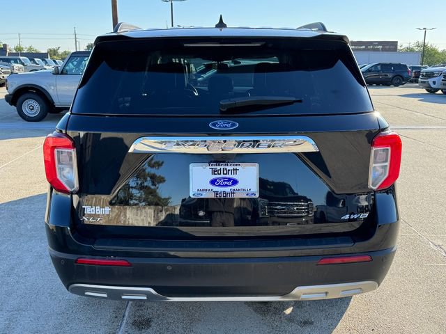 Certified 2023 Ford Explorer XLT w/ Equipment Group 202A AWD/4WD image 6