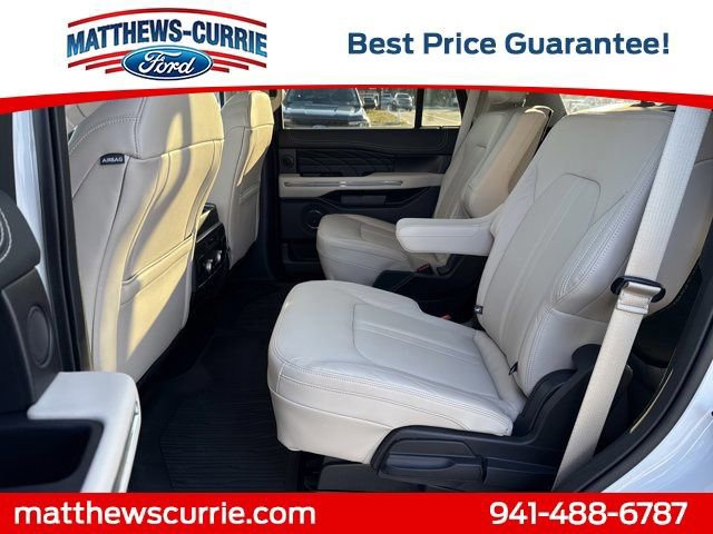 Certified 2024 Ford Expedition Platinum image 12