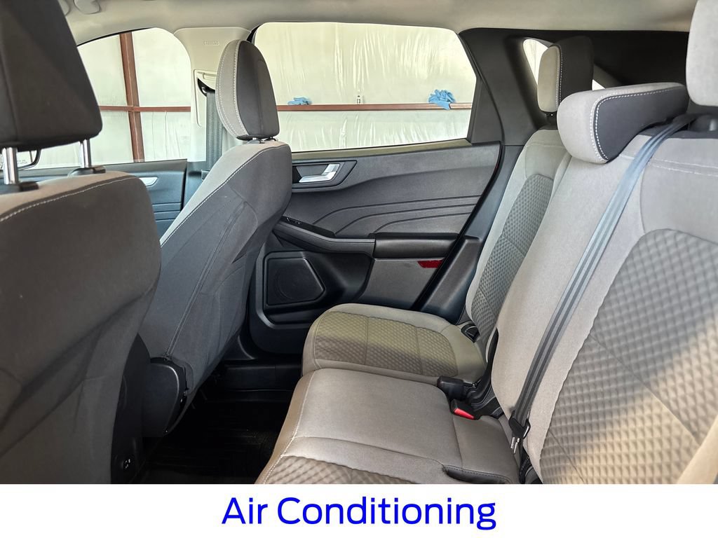 Certified 2021 Ford Escape SE w/ SE Sport Appearance Package FWD image 35
