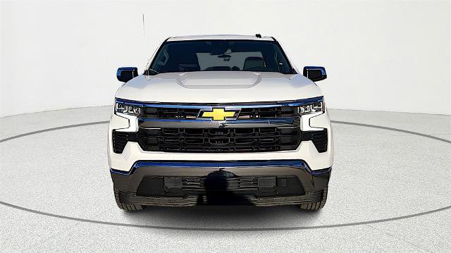 Used 2025 Chevrolet Silverado 1500 LT image 2