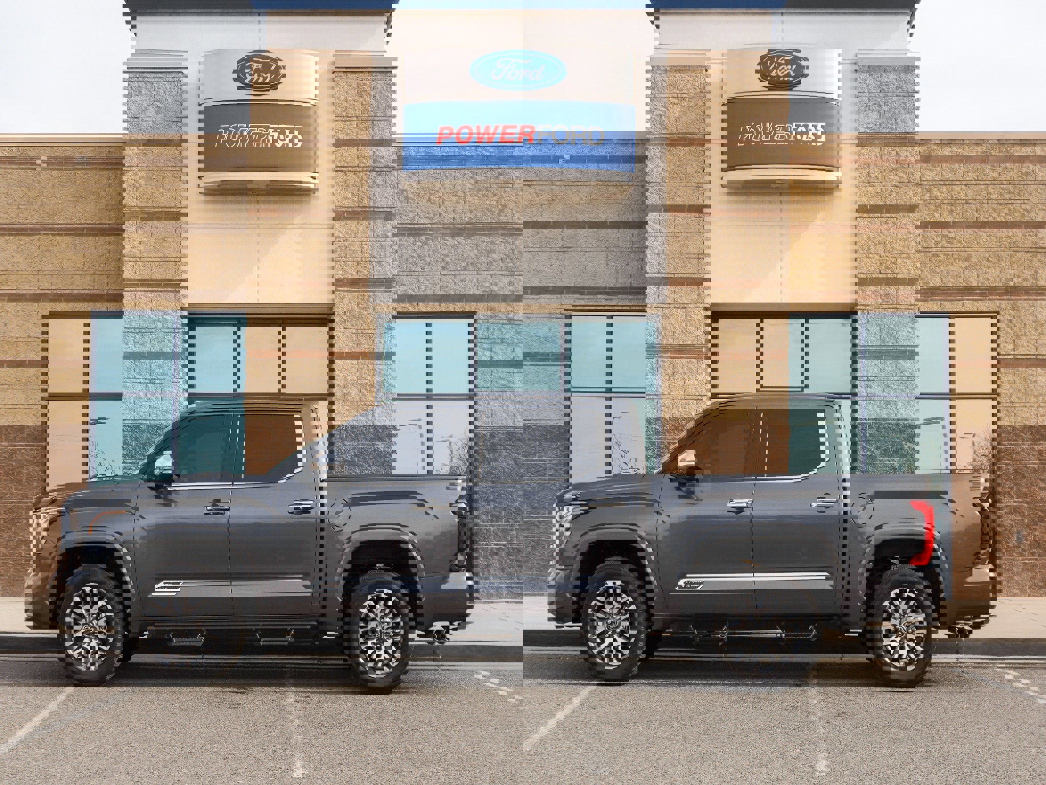 Used 2023 Toyota Tundra 1794 Edition image 9