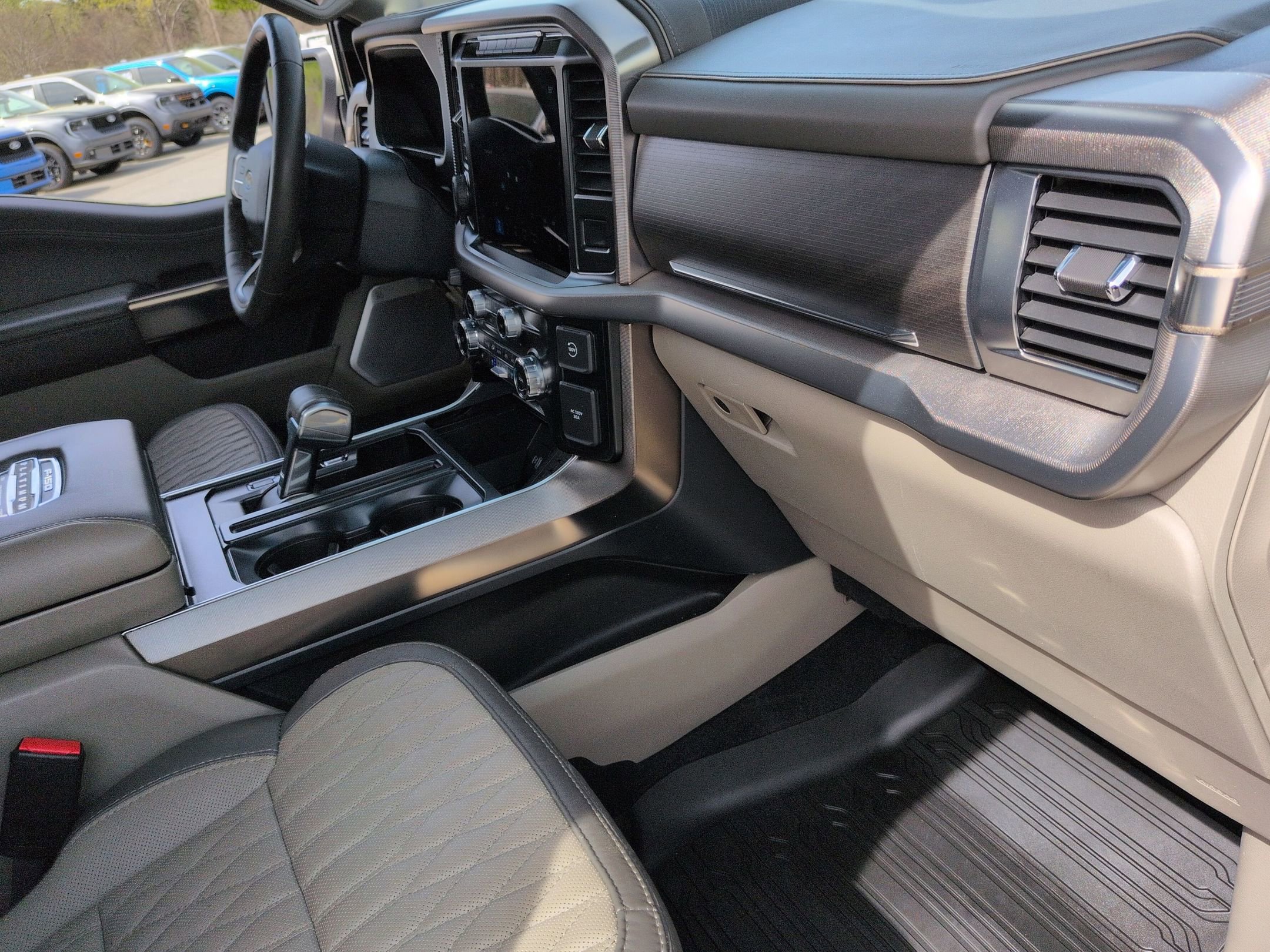 Certified 2024 Ford F150 Platinum w/ Equipment Group 703A Plus image 40