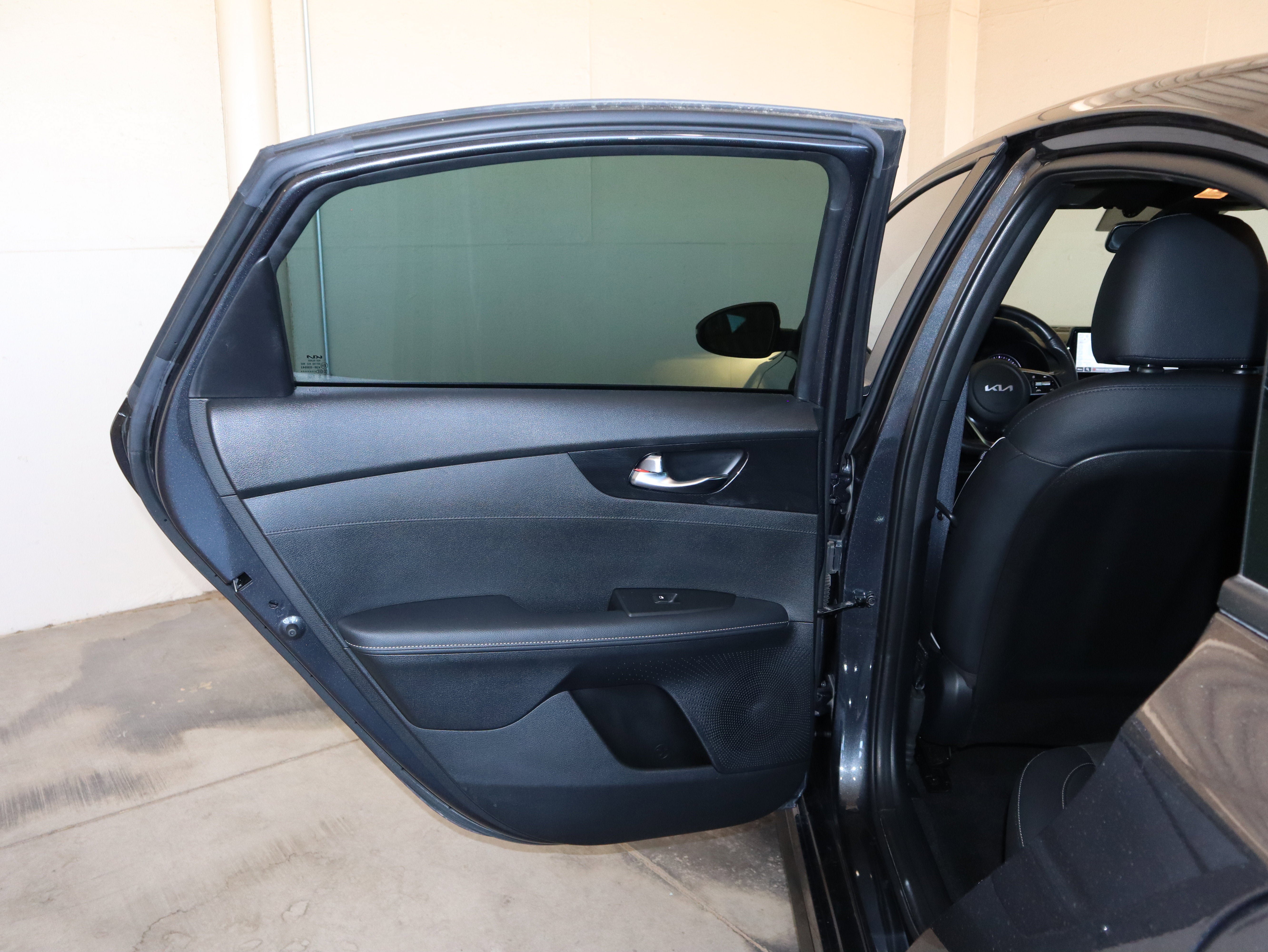 Used 2023 Kia Forte GT-Line FWD image 36
