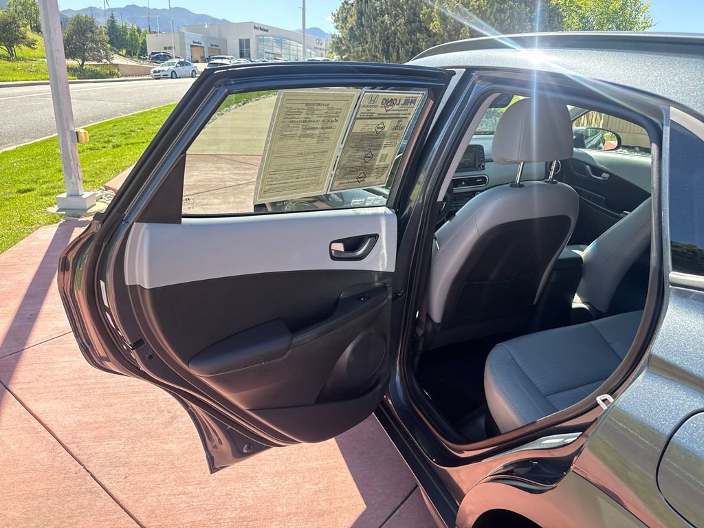Used 2021 Hyundai Kona Ultimate AWD/4WD image 20
