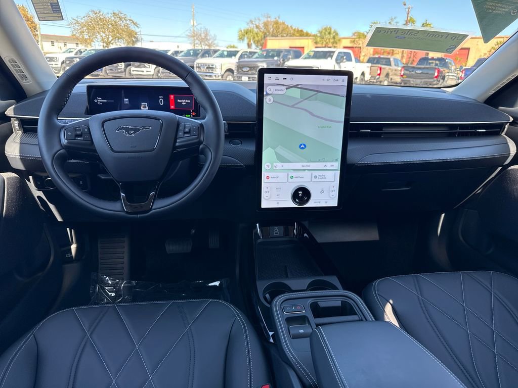 Certified 2025 Ford Mustang Mach-E Select image 6