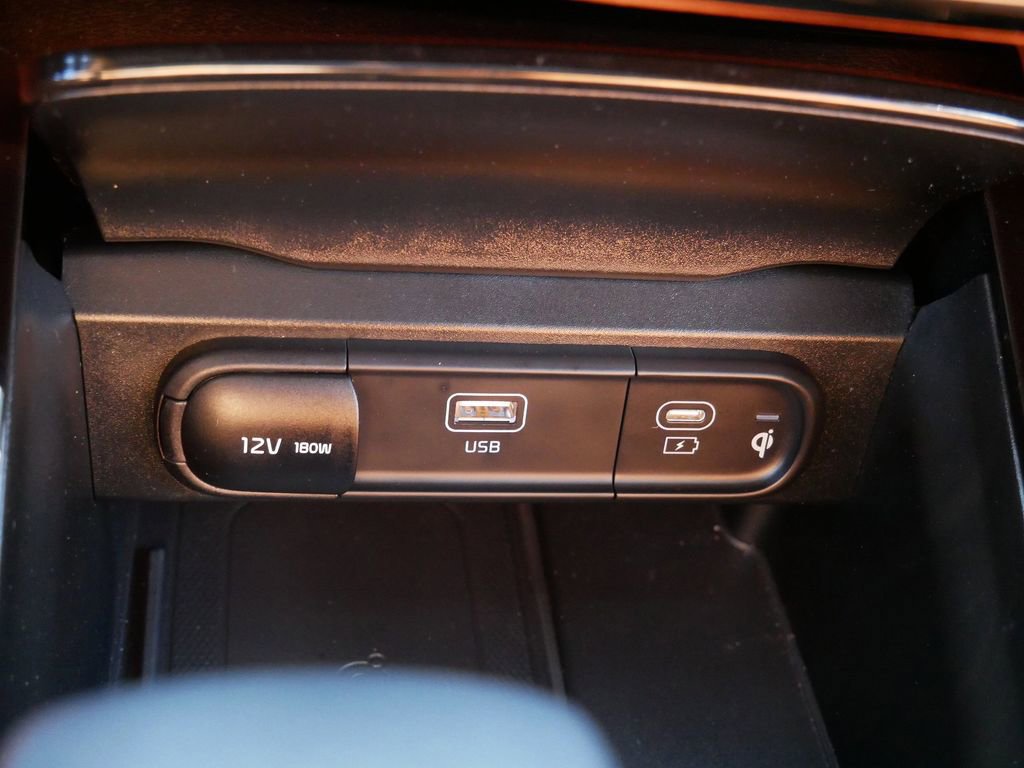 Used 2025 Kia Telluride EX X-Line AWD/4WD image 24