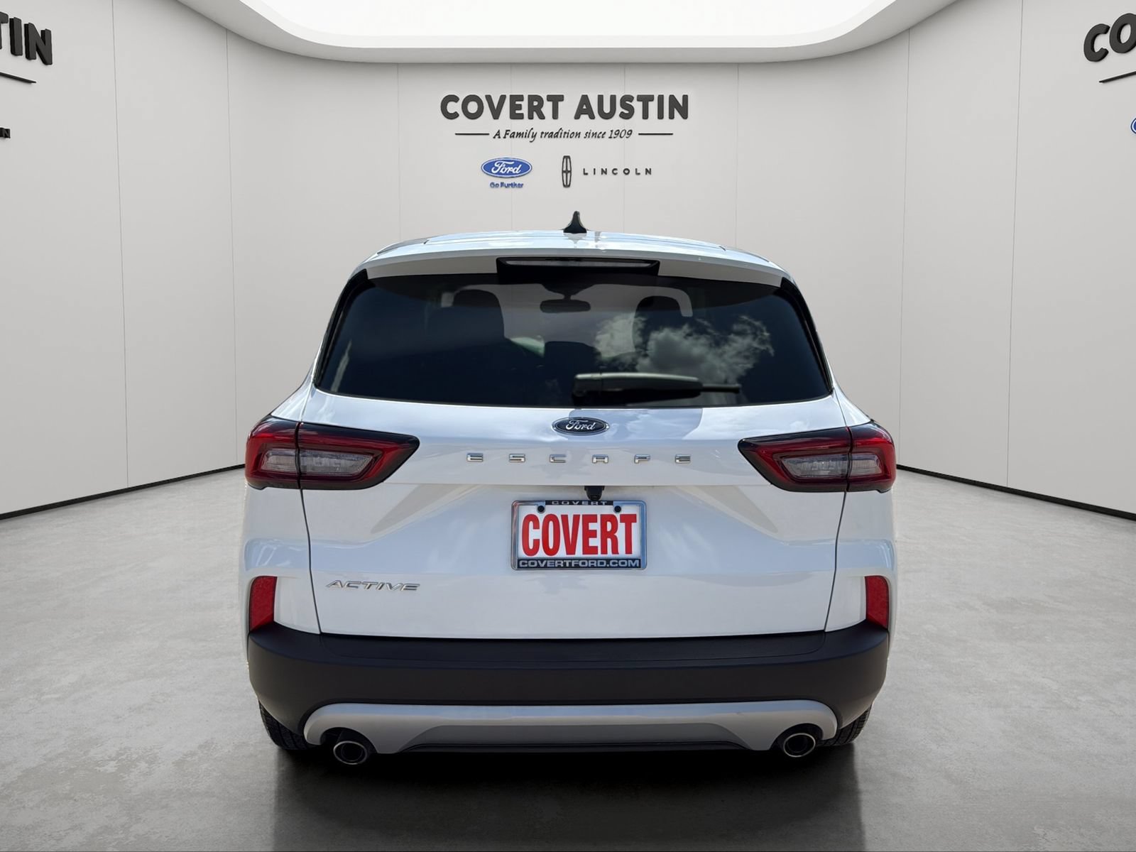 Certified 2025 Ford Escape Active FWD image 4