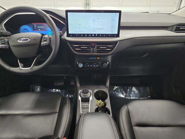 Certified 2025 Ford Escape Platinum AWD/4WD image 14