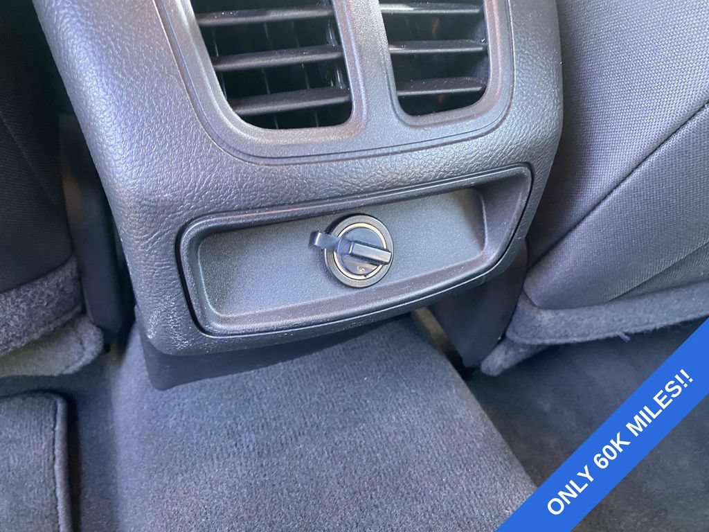Certified 2019 Ford Taurus SEL w/ Equipment Group 201A FWD image 12