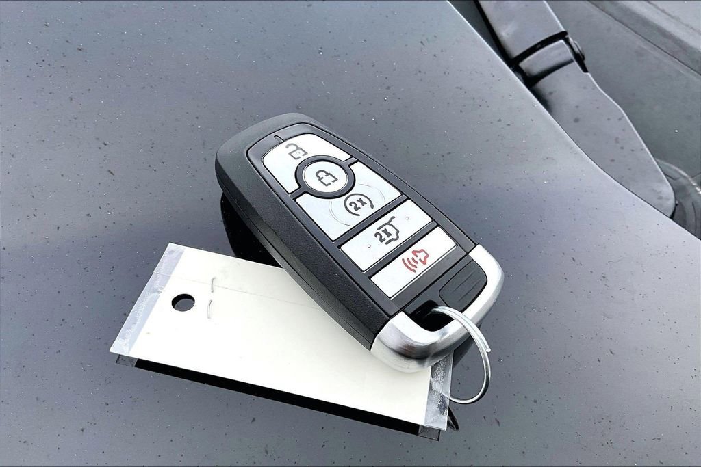 Certified 2025 Ford Expedition Active image 12