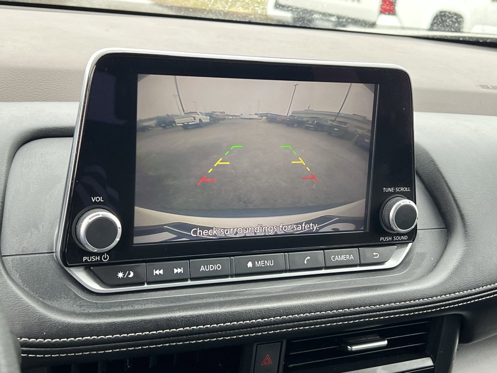 Used 2023 Nissan Rogue SV image 19