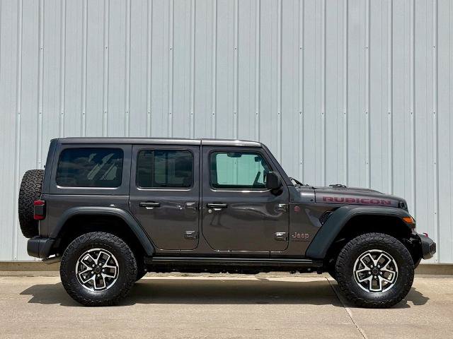 Used 2025 Jeep Wrangler Unlimited Rubicon w/ Safety Group AWD/4WD image 7