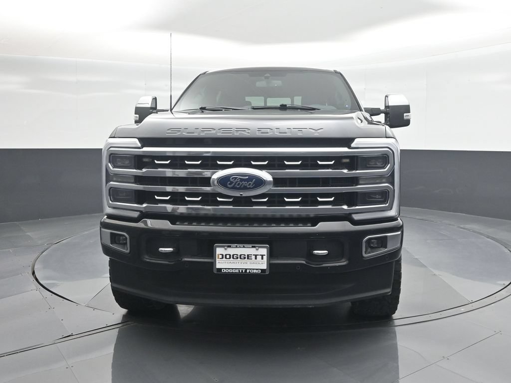 Certified 2024 Ford F350 Platinum w/ FX4 Off-Road Package AWD/4WD image 5