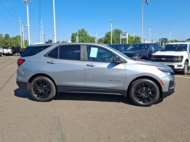 Used 2024 Chevrolet Equinox LS w/ LS Convenience Package AWD/4WD image 7