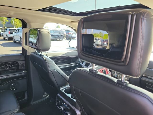 Certified 2018 Ford Expedition Platinum RWD image 24