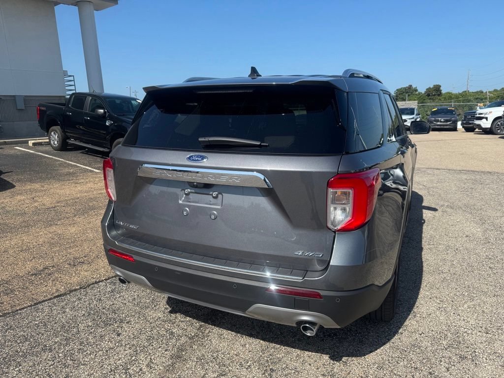 Certified 2023 Ford Explorer Limited w/ Limited Technology Package AWD/4WD image 7
