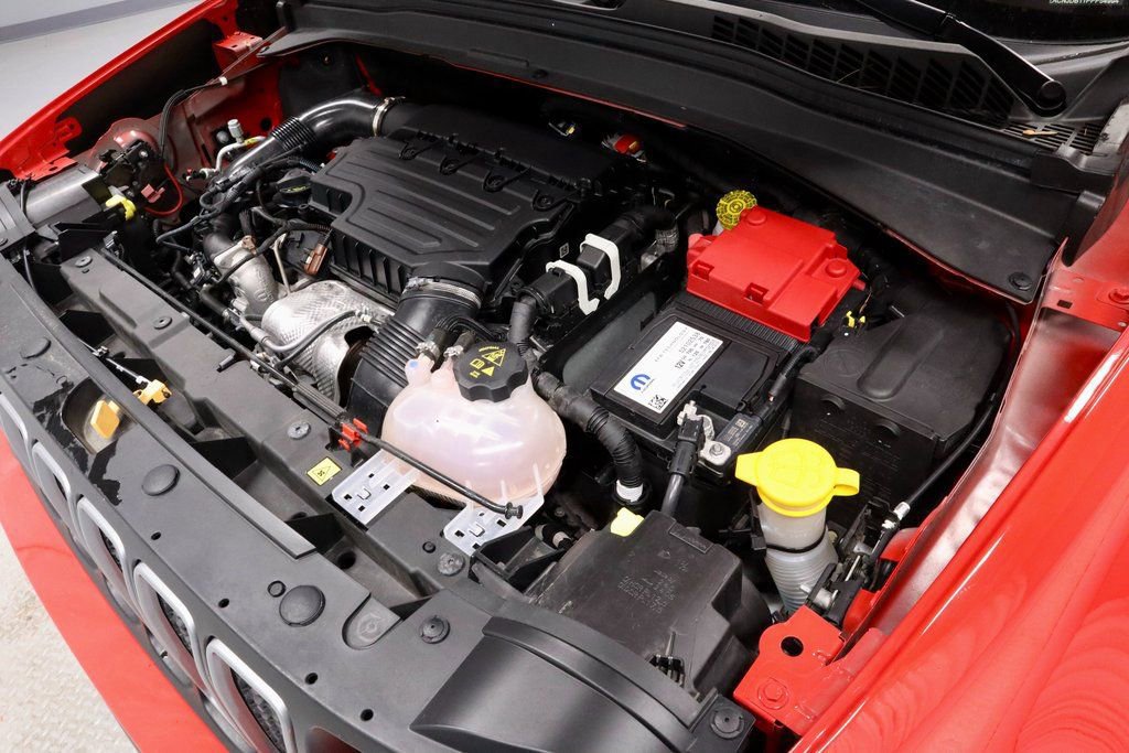 Used 2023 Jeep Renegade Latitude image 18