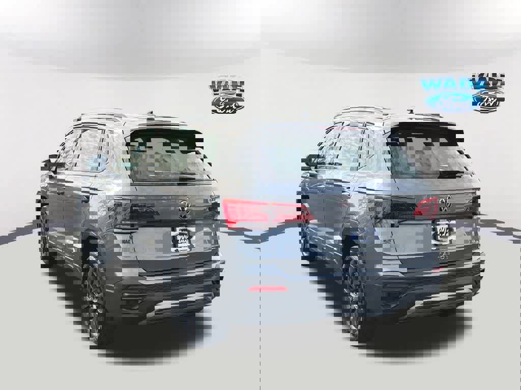 Used 2024 Volkswagen Taos S image 7