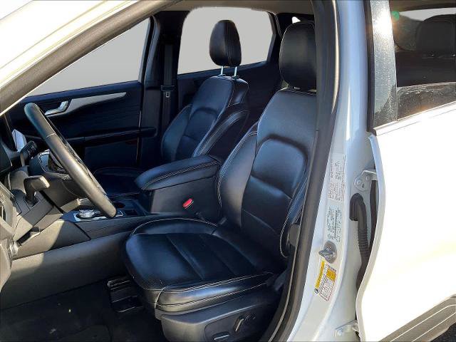 Certified 2024 Ford Escape Platinum AWD/4WD image 22