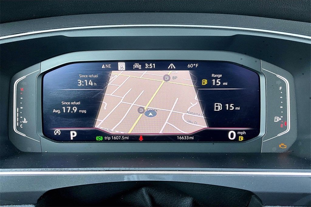 Used 2022 Volkswagen Tiguan SEL R-Line image 20