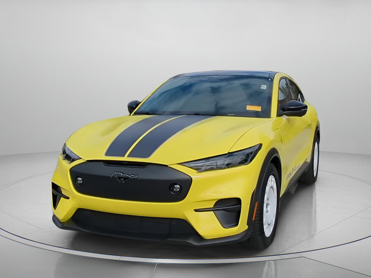 Certified 2024 Ford Mustang Mach-E GT image 2