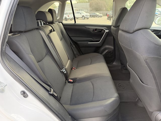 Used 2024 Toyota RAV4 LE AWD/4WD image 13