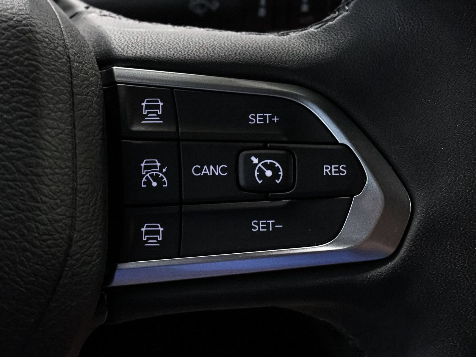 Used 2024 Jeep Compass Limited AWD/4WD image 35