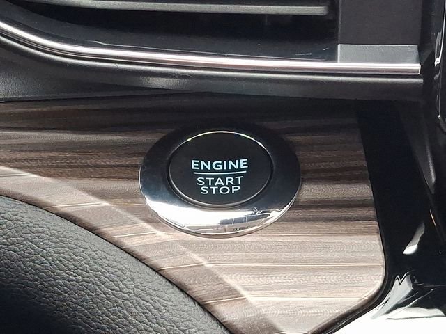 Certified 2022 Ford Explorer Limited w/ Equipment Group 301A image 30