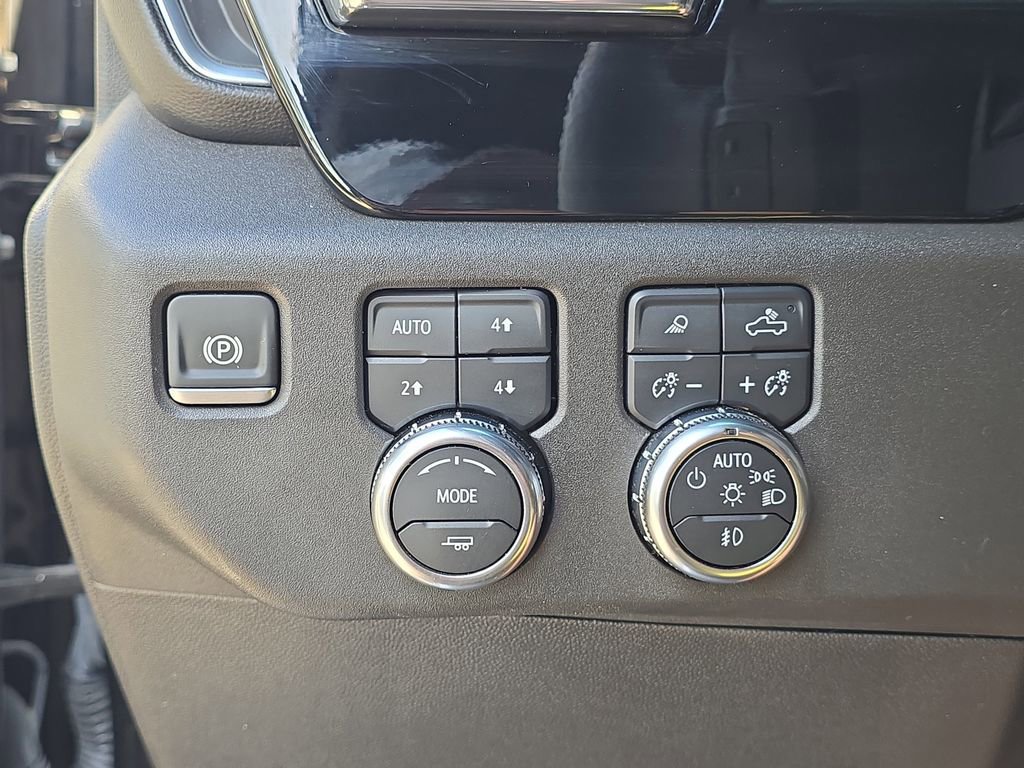 Used 2024 GMC Sierra 1500 SLT w/ SLT Premium Plus Package image 25