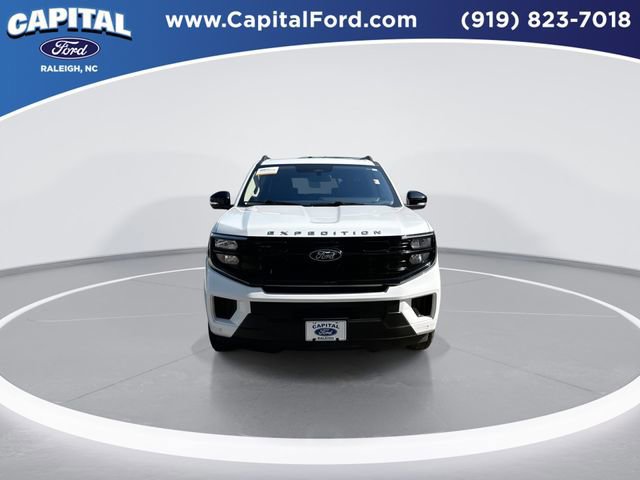 Certified 2025 Ford Expedition Max Active AWD/4WD image 9