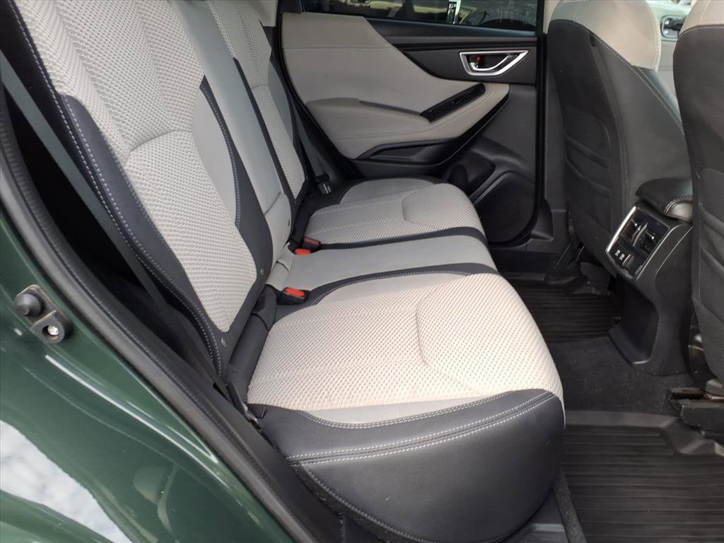 Used 2022 Subaru Forester Premium image 14