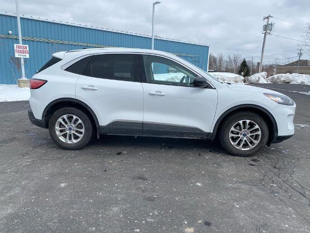 Certified 2022 Ford Escape SE image 6