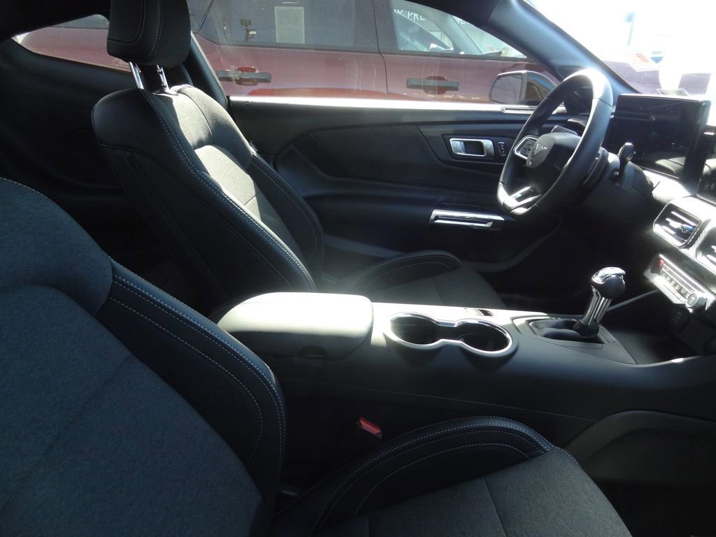 Certified 2025 Ford Mustang GT image 8