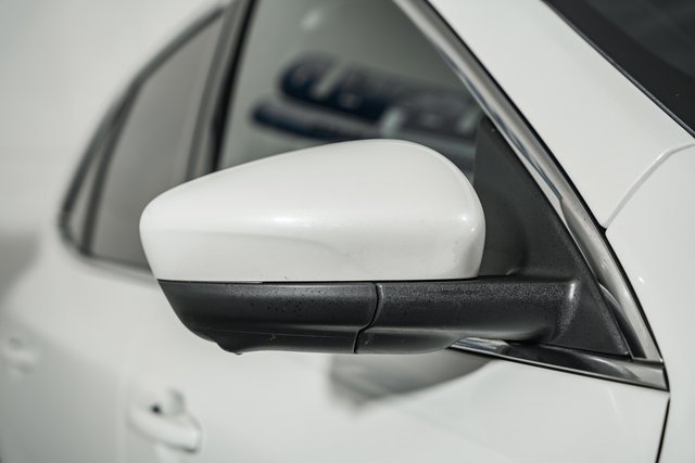 Certified 2024 Ford Escape SE w/ PHEV Premium Package image 17