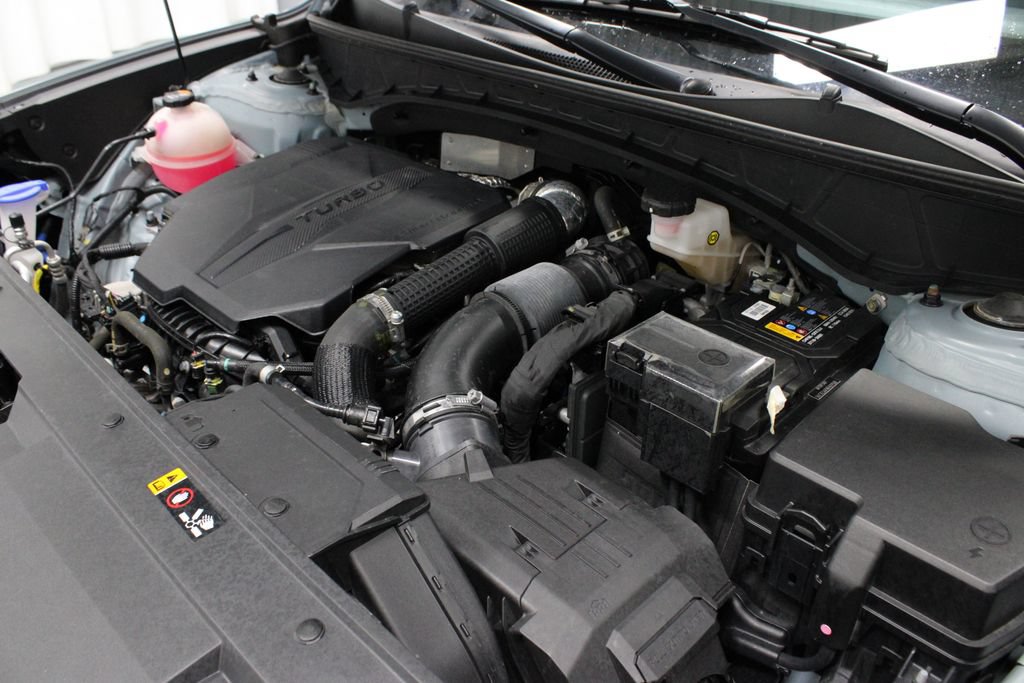 Used 2024 Hyundai Santa Cruz Limited AWD/4WD image 13