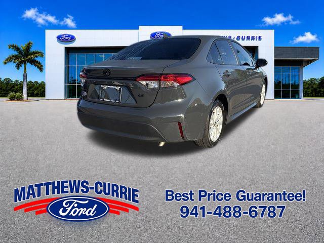 Used 2025 Toyota Corolla LE w/ LE Premium Package FWD image 4