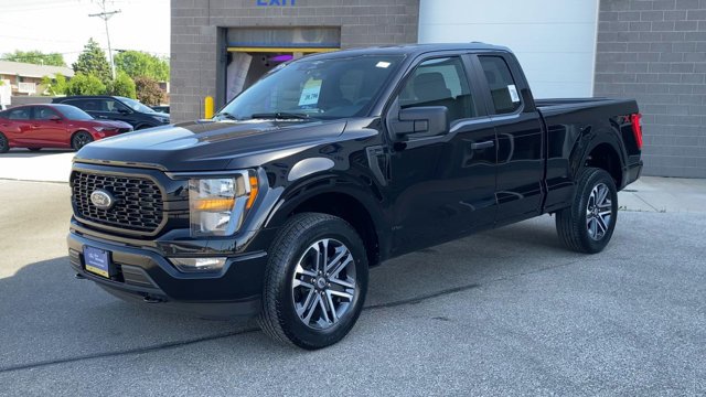 Certified 2023 Ford F150 XL w/ STX Appearance Package AWD/4WD image 5