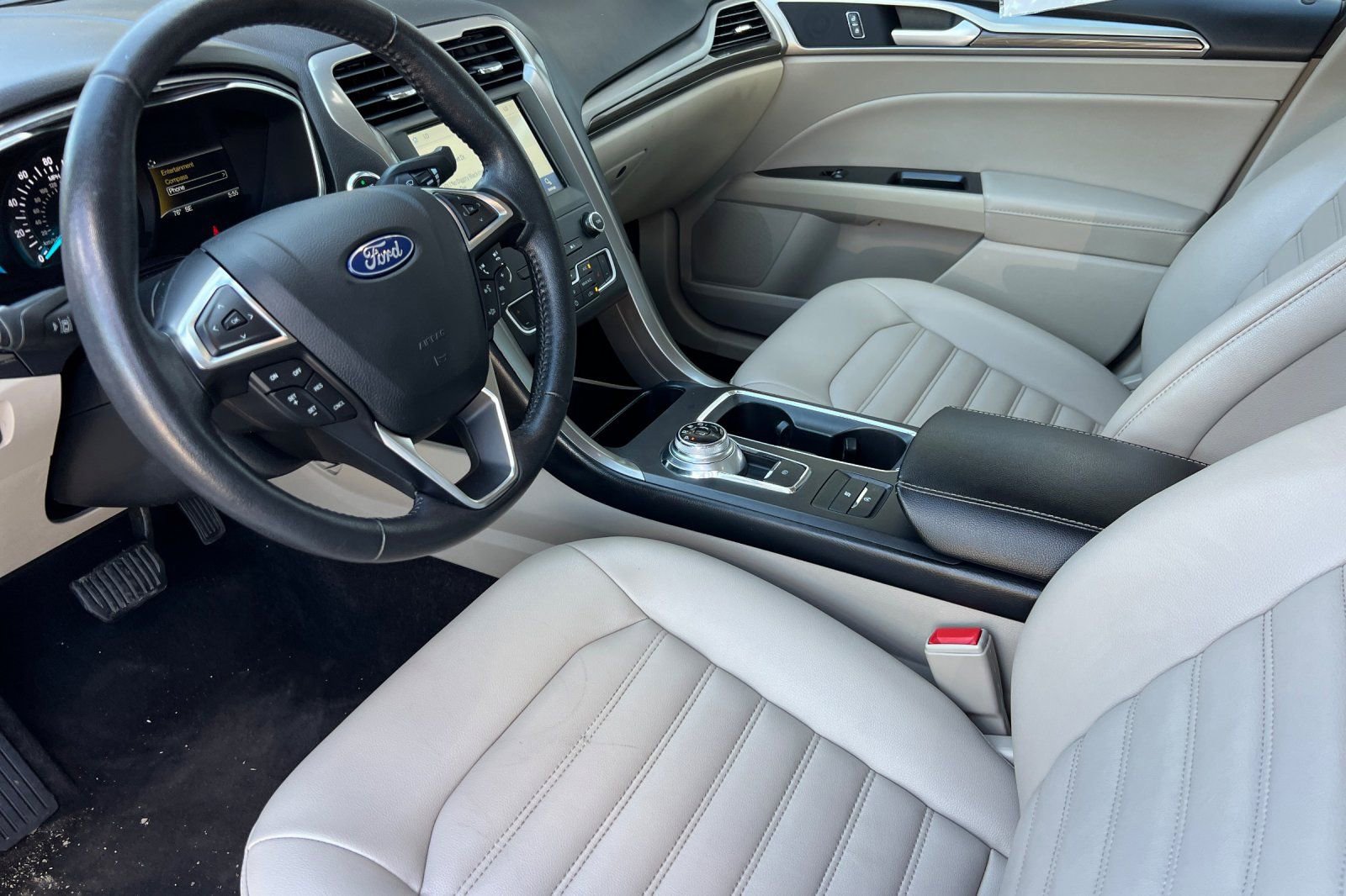 Certified 2020 Ford Fusion SEL FWD image 11
