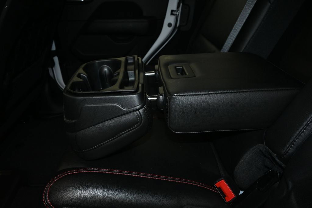 Used 2020 Jeep Wrangler Unlimited Rubicon AWD/4WD image 23