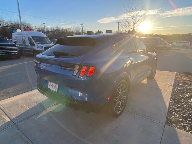 Certified 2025 Ford Mustang Mach-E GT image 5