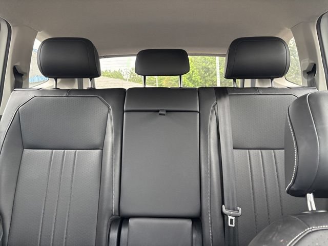 Used 2023 Volkswagen Tiguan SE FWD image 11
