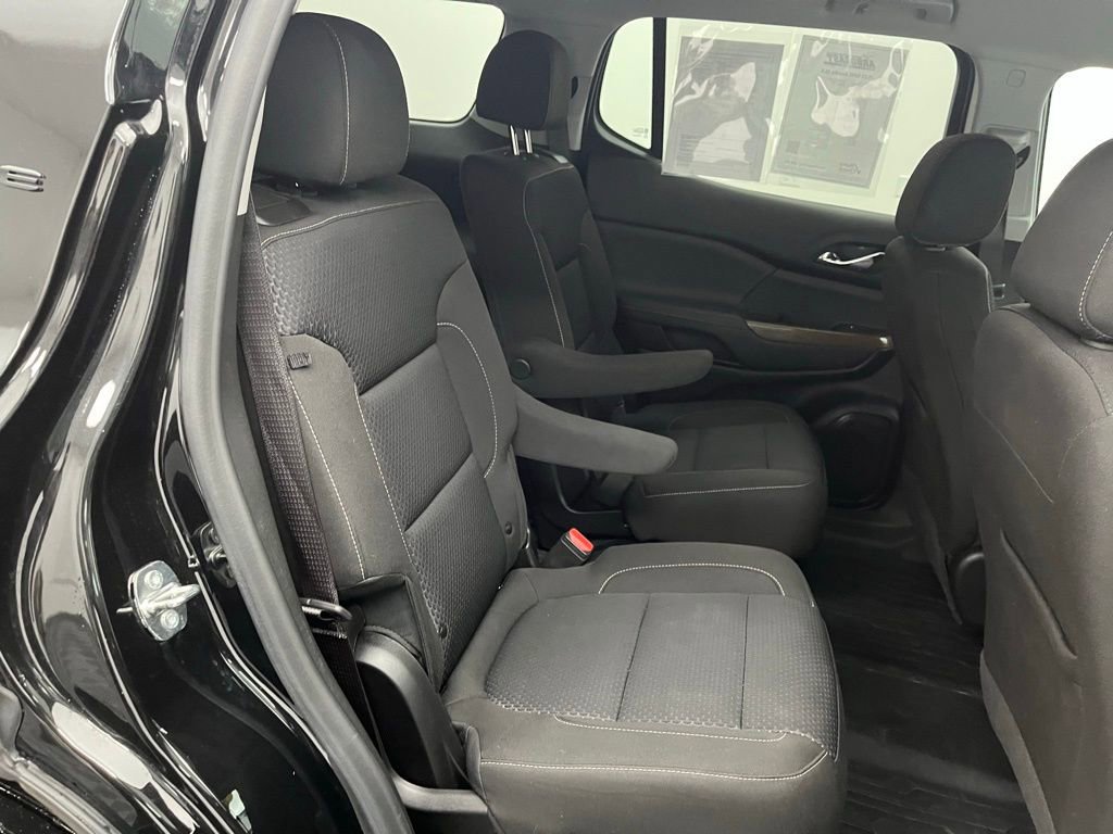 Used 2023 GMC Acadia SLE w/ Driver Convenience Package image 30