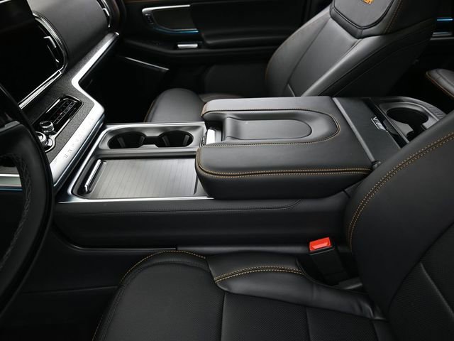 Certified 2025 Ford Expedition Tremor image 24