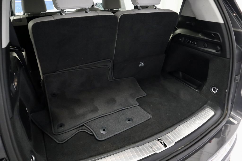 Used 2023 Jeep Grand Cherokee L Overland image 16