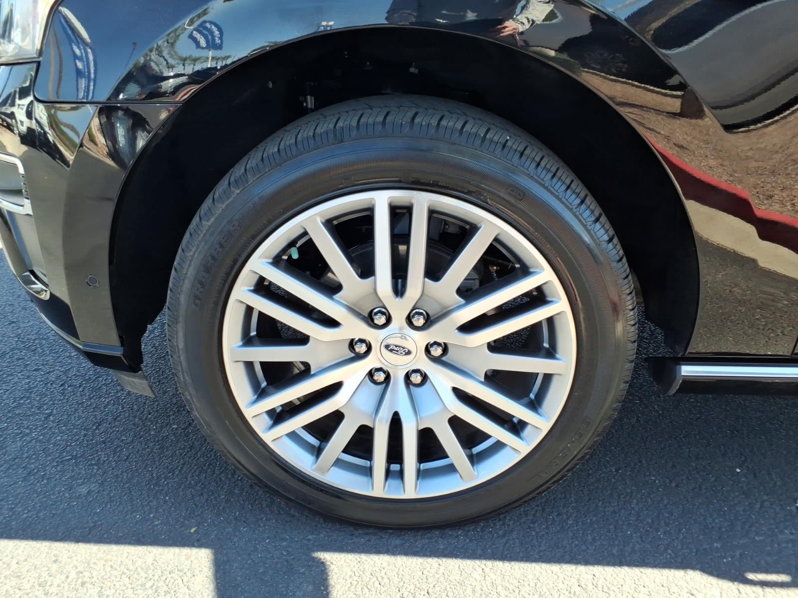 Certified 2024 Ford Expedition Platinum AWD/4WD image 9