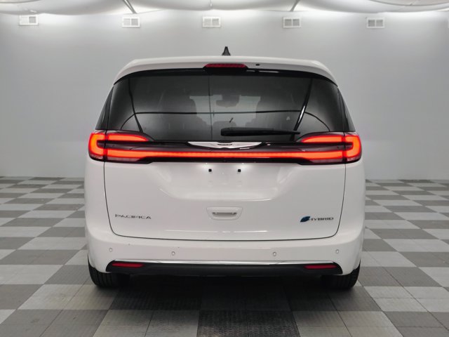 Used 2024 Chrysler Pacifica Limited FWD image 6