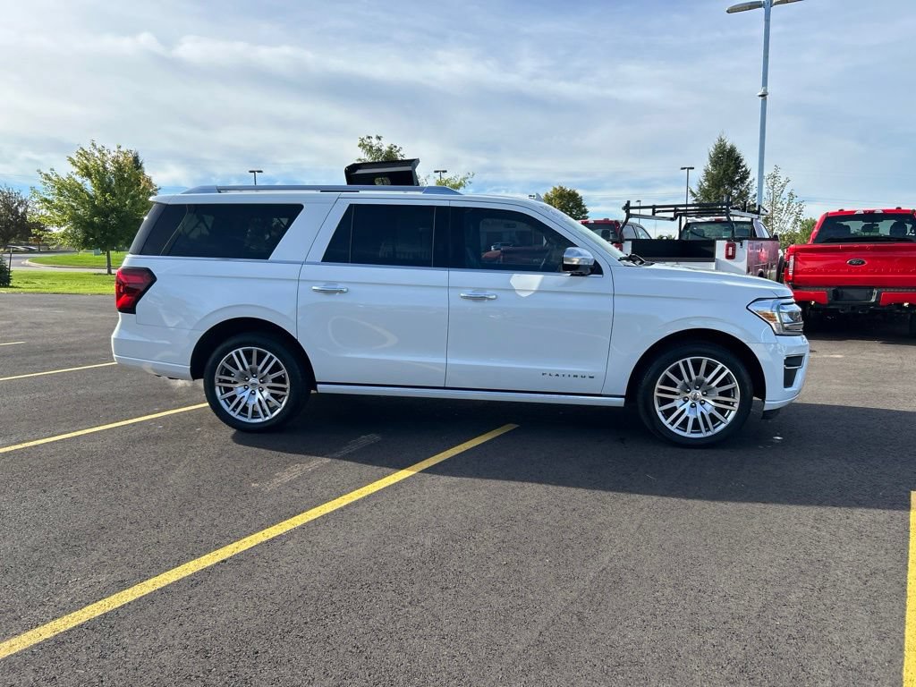 Certified 2023 Ford Expedition Max Platinum AWD/4WD image 5