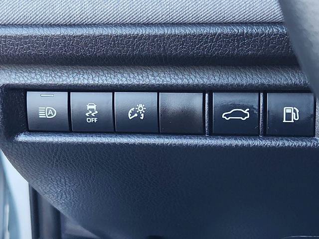 Used 2026 Toyota Camry LE w/ Convenience Package FWD image 16