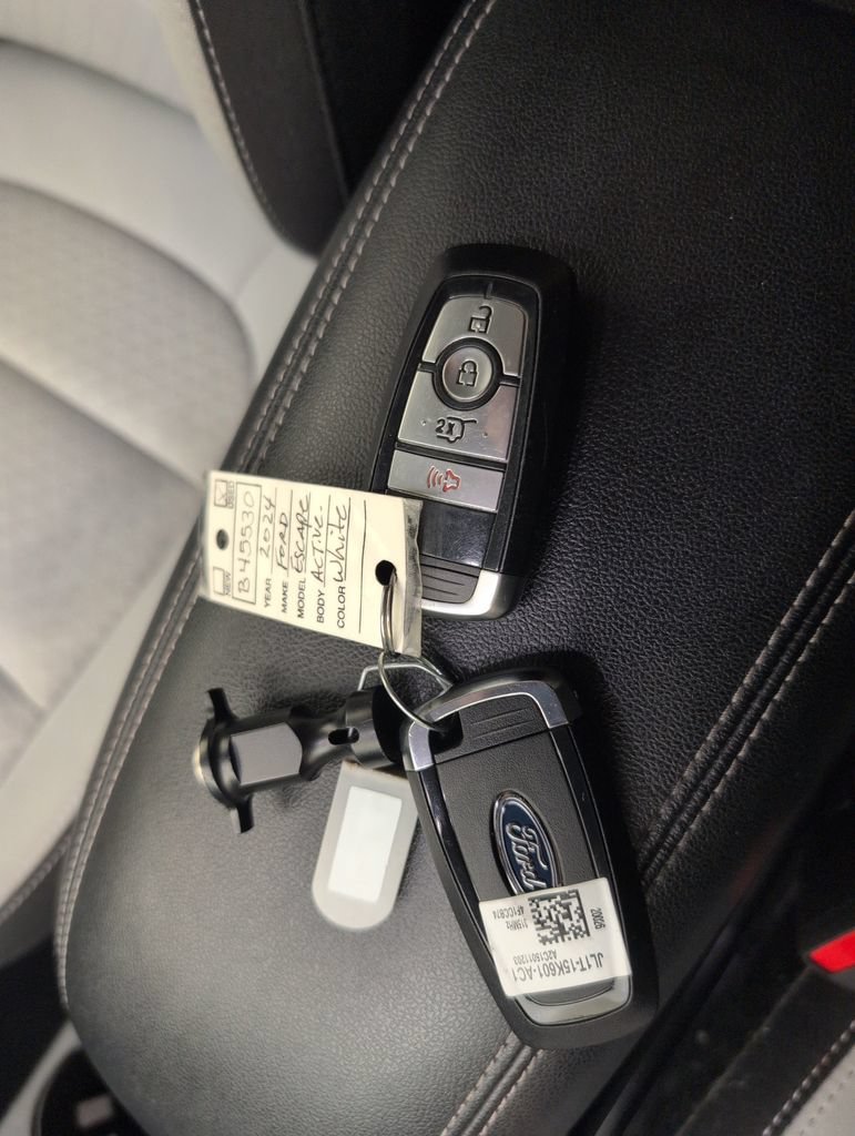 Certified 2024 Ford Escape Active FWD image 39