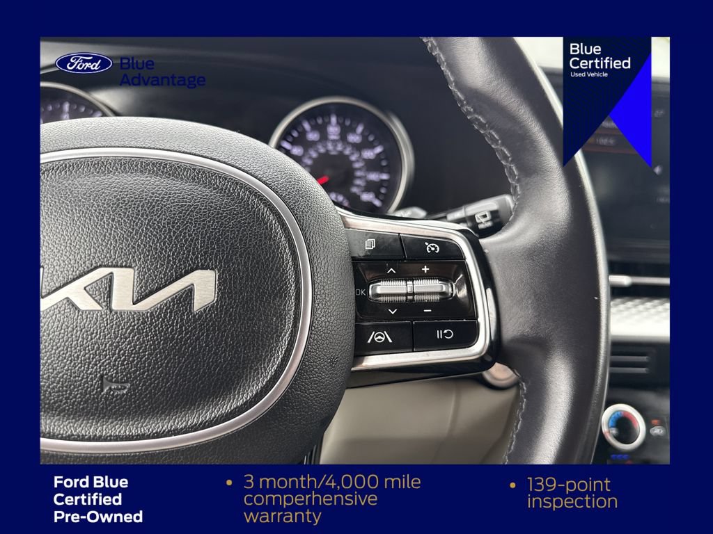 Used 2024 Kia Carnival LX FWD image 21